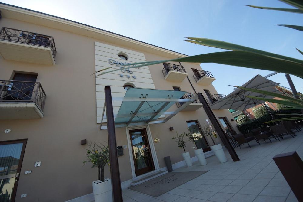 Hotel Dori Peschiera del Garda Esterno foto