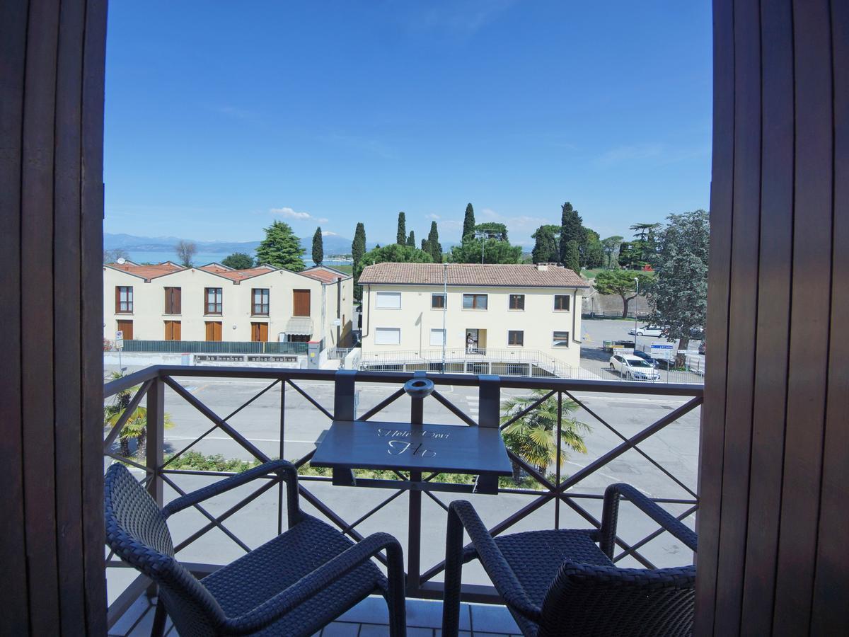 Hotel Dori Peschiera del Garda Esterno foto